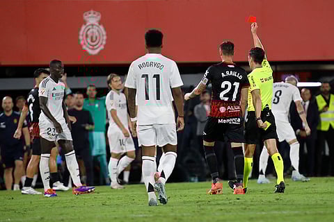 La Liga, Real Madrid vs Mallorca: Referee shows a red card to Real Madrid's Ferland Mendy